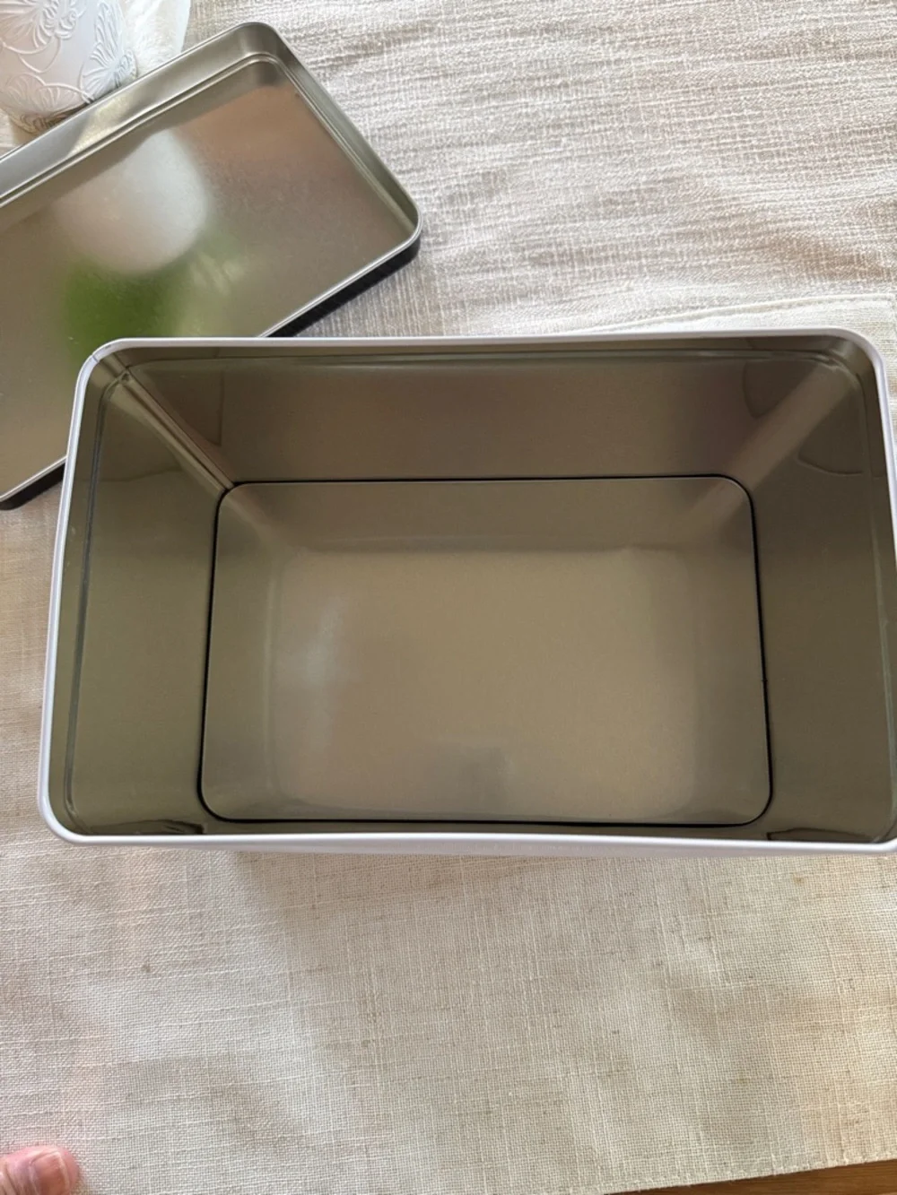 Rae Dunn BISCUITS Metal Storage Tin - Picture 4 of 5